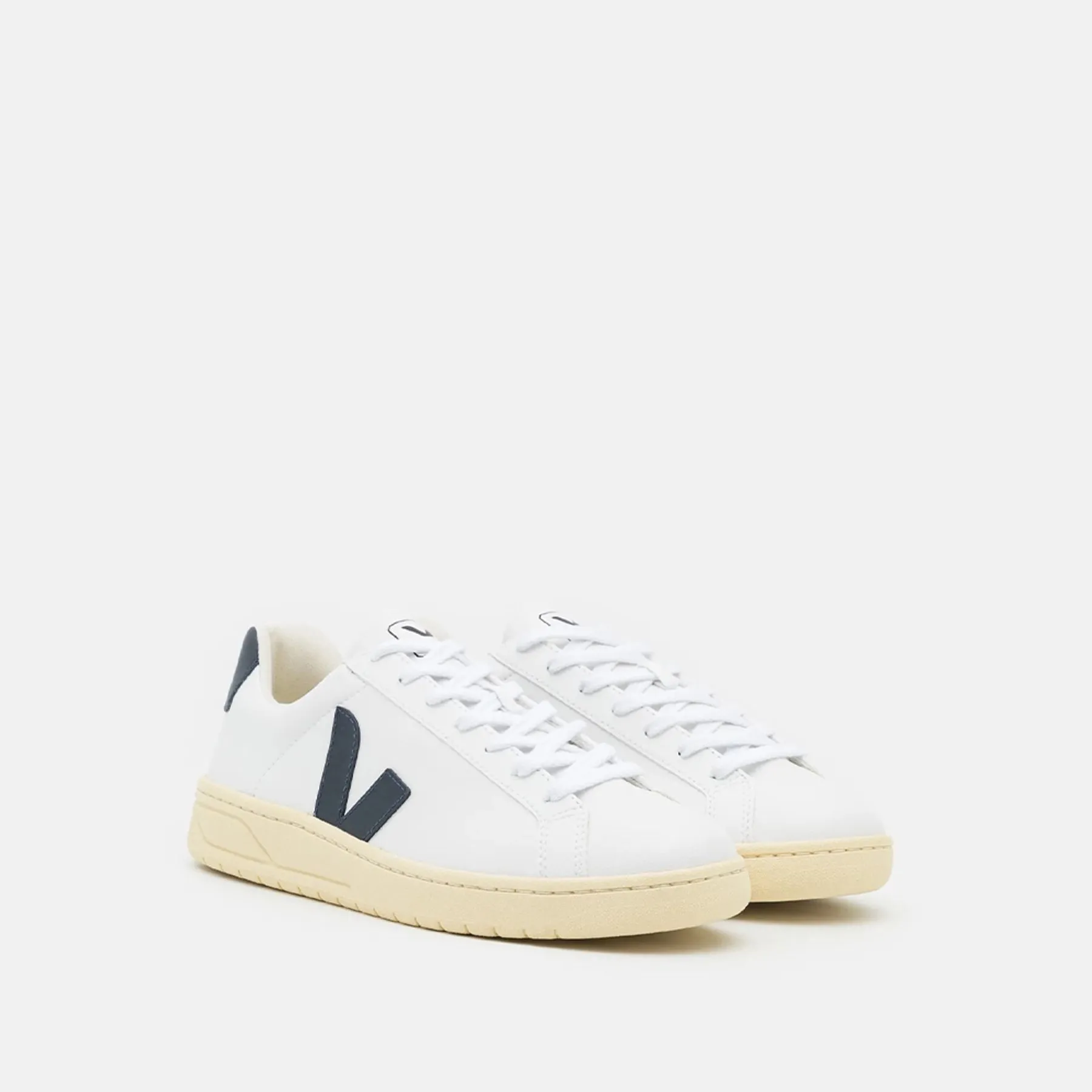 Urca Sneakers - Veja - White - Synthetic