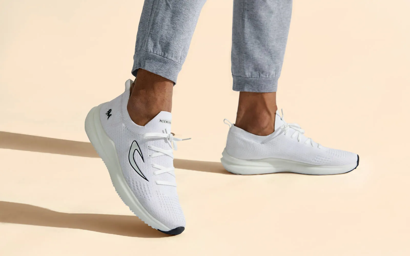 Whoosh Lite Sneakers : White